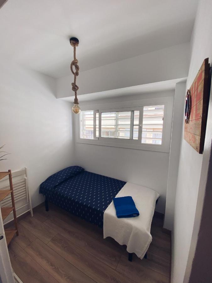 Precioso Apartamento Delante Del Mar En Паламос Екстериор снимка